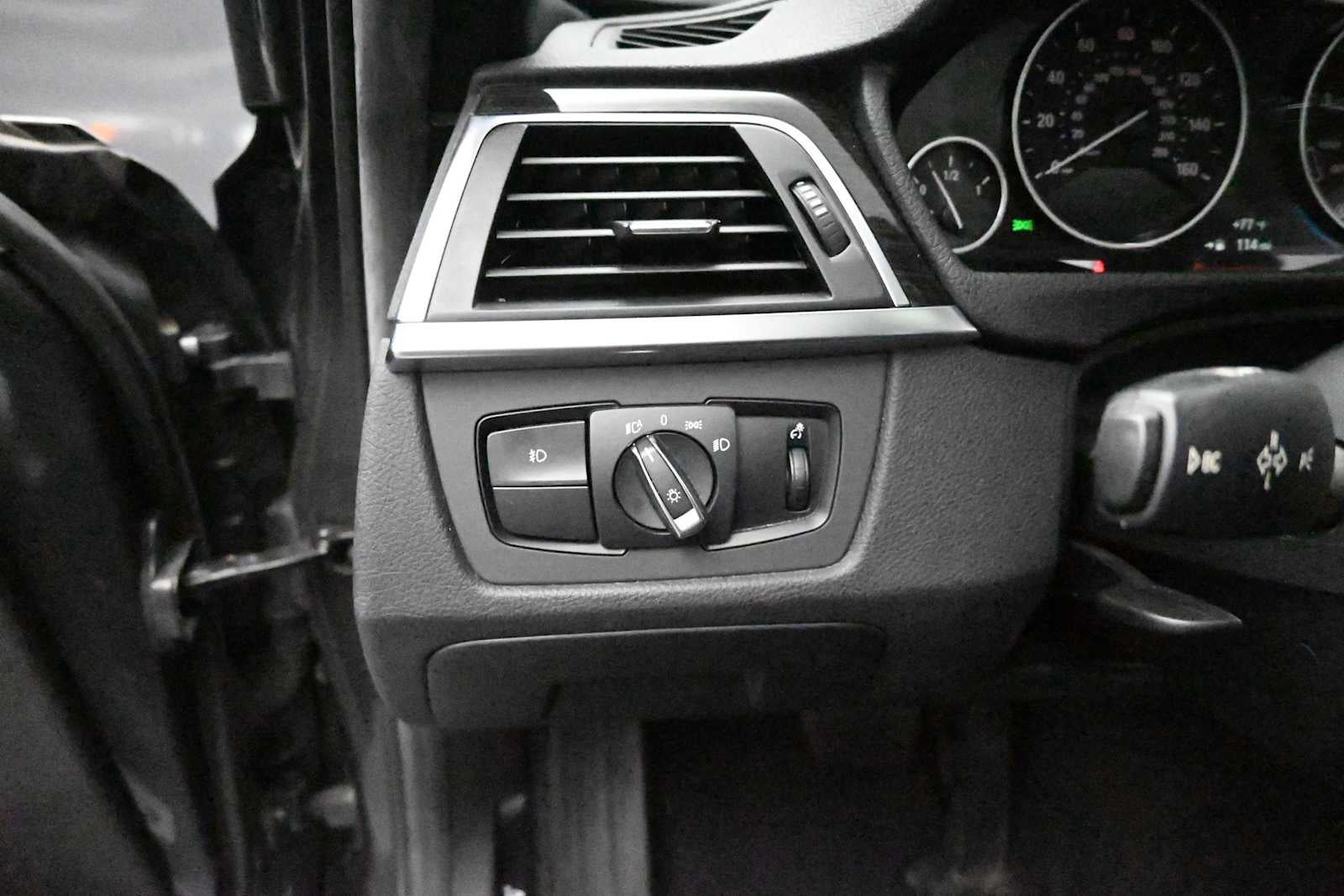 2016 BMW 3 Series 328i