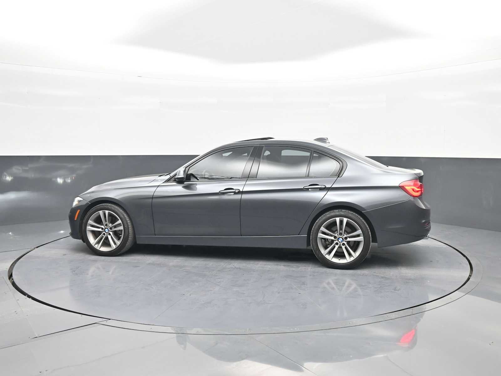 2016 BMW 3 Series 328i