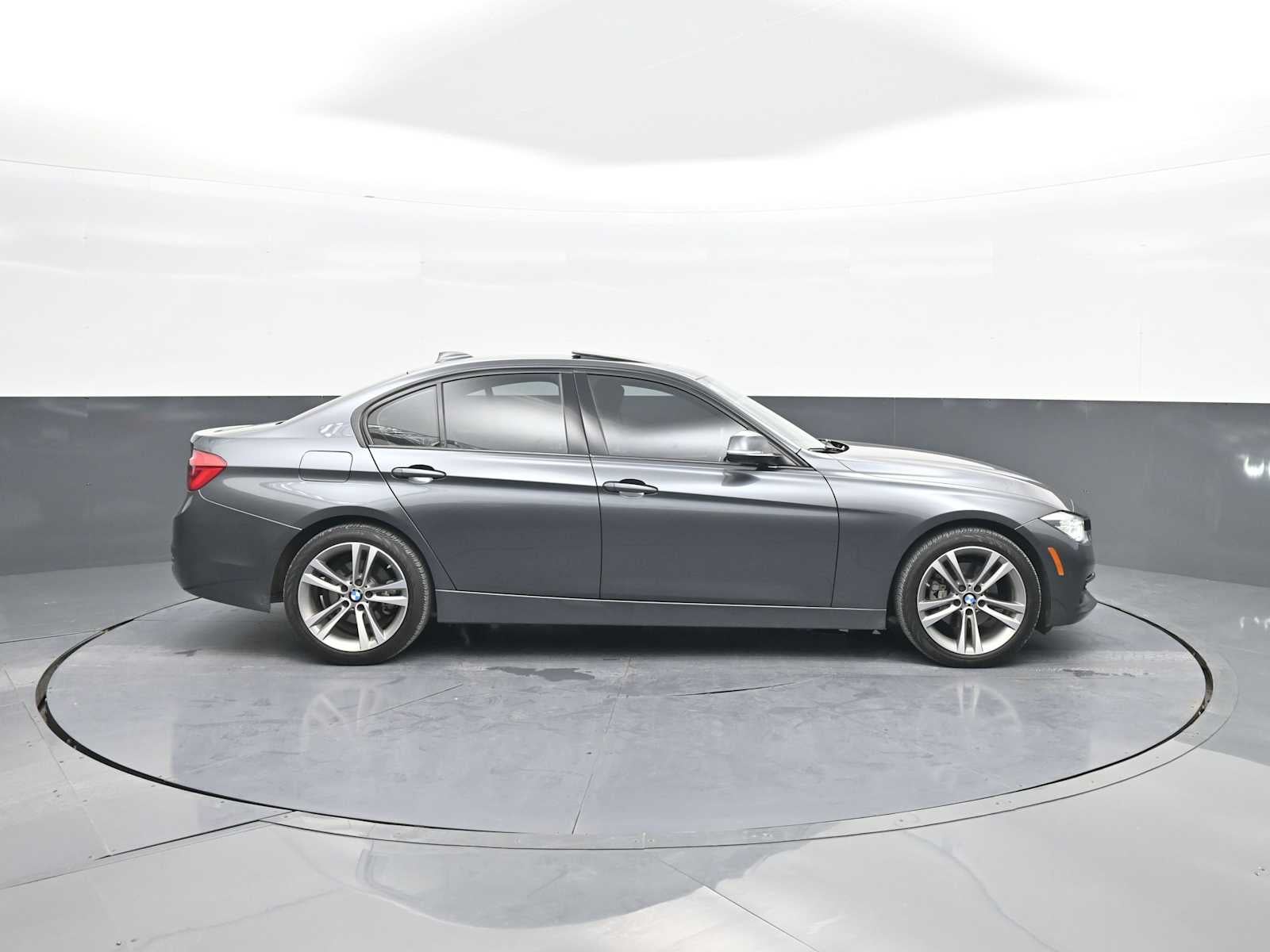 2016 BMW 3 Series 328i