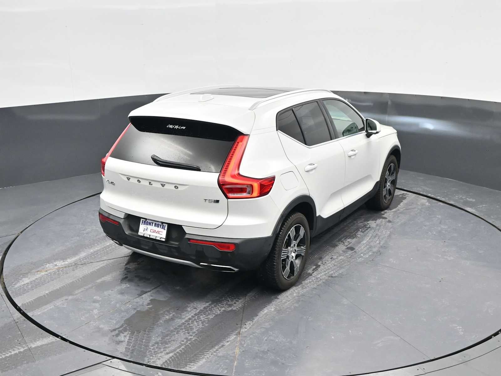 2020 Volvo XC40 Inscription