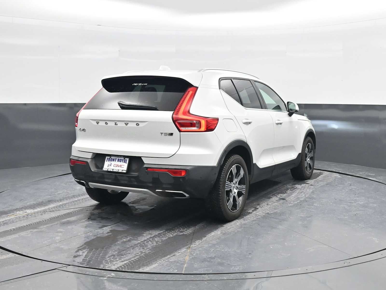2020 Volvo XC40 Inscription