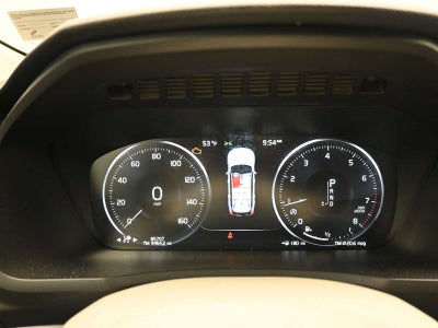 2018 Volvo XC90 Momentum