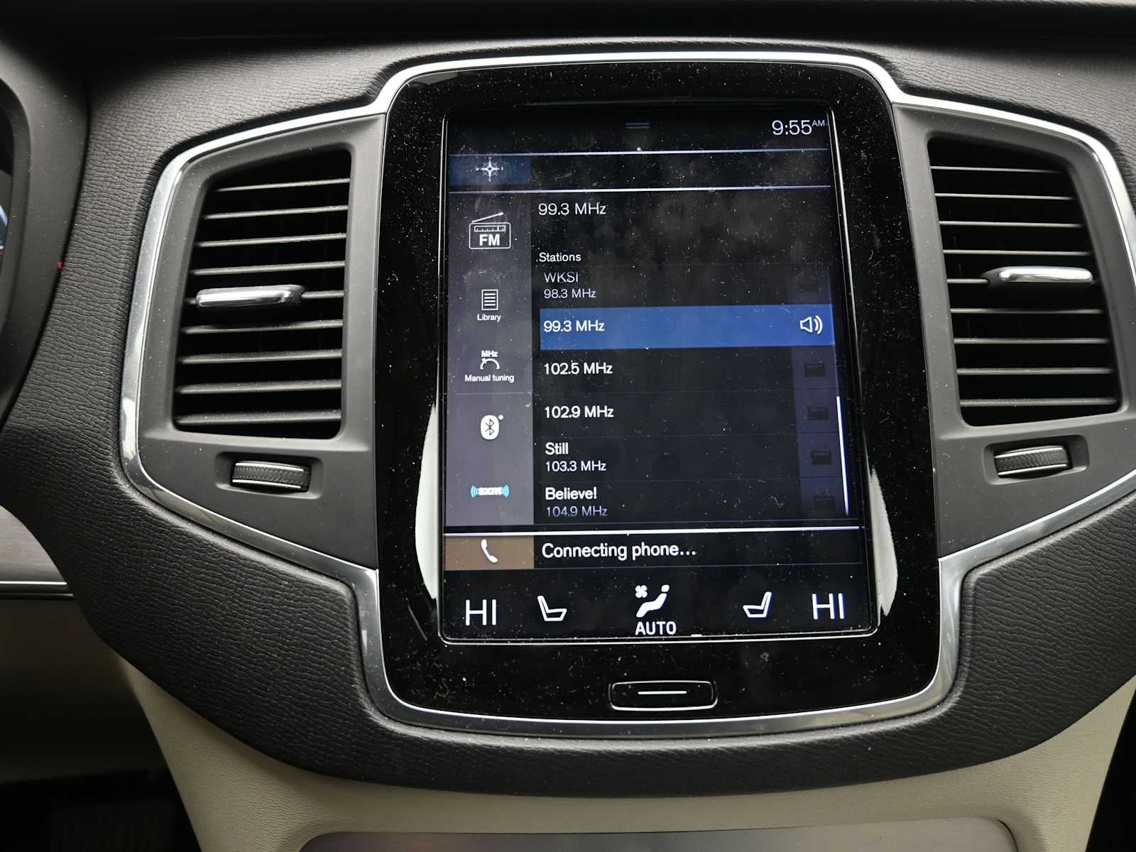 2018 Volvo XC90 Momentum