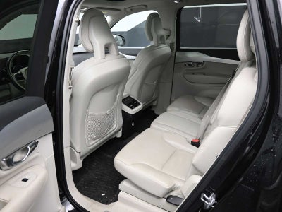 2018 Volvo XC90 Momentum