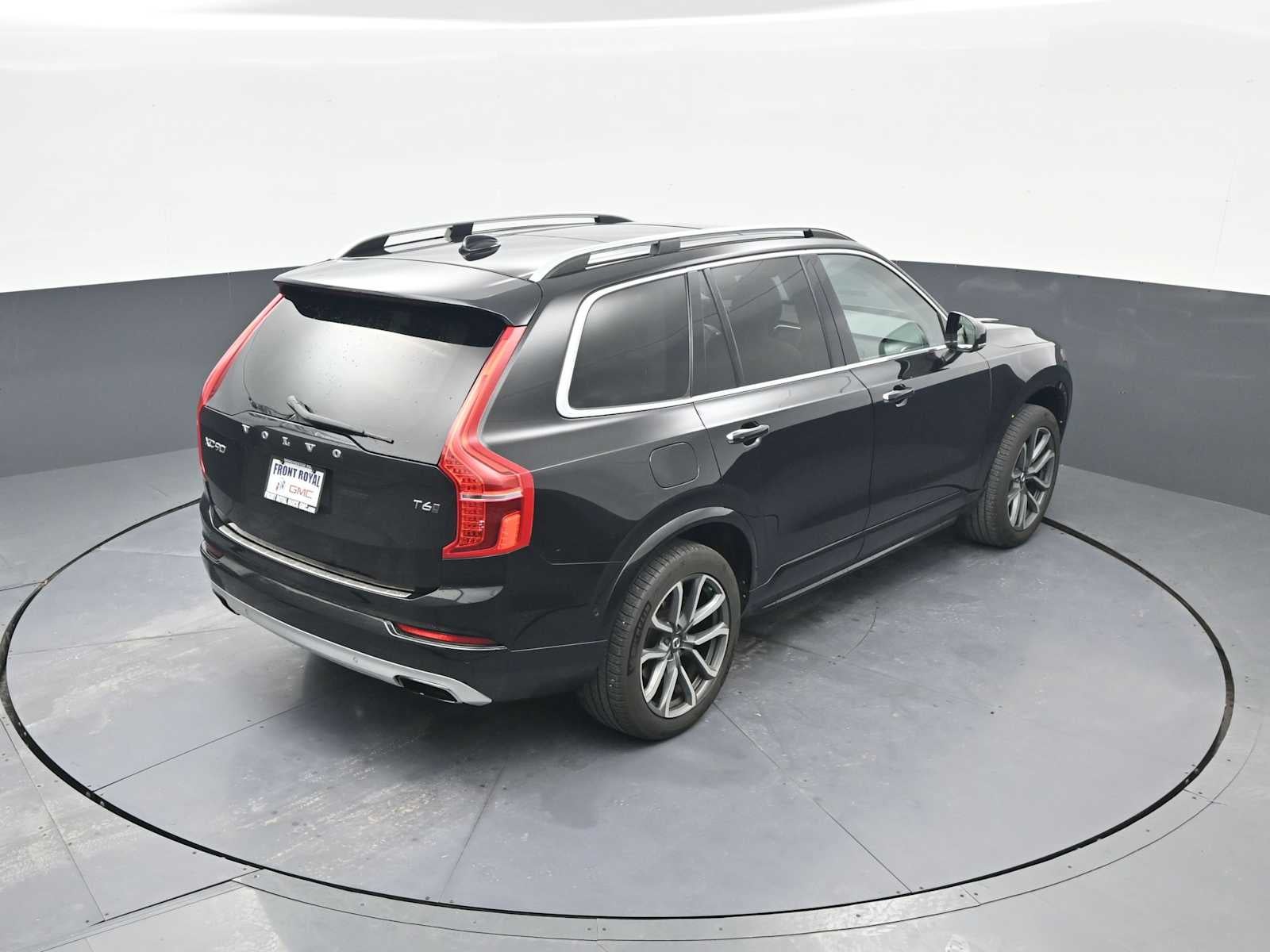 2018 Volvo XC90 Momentum