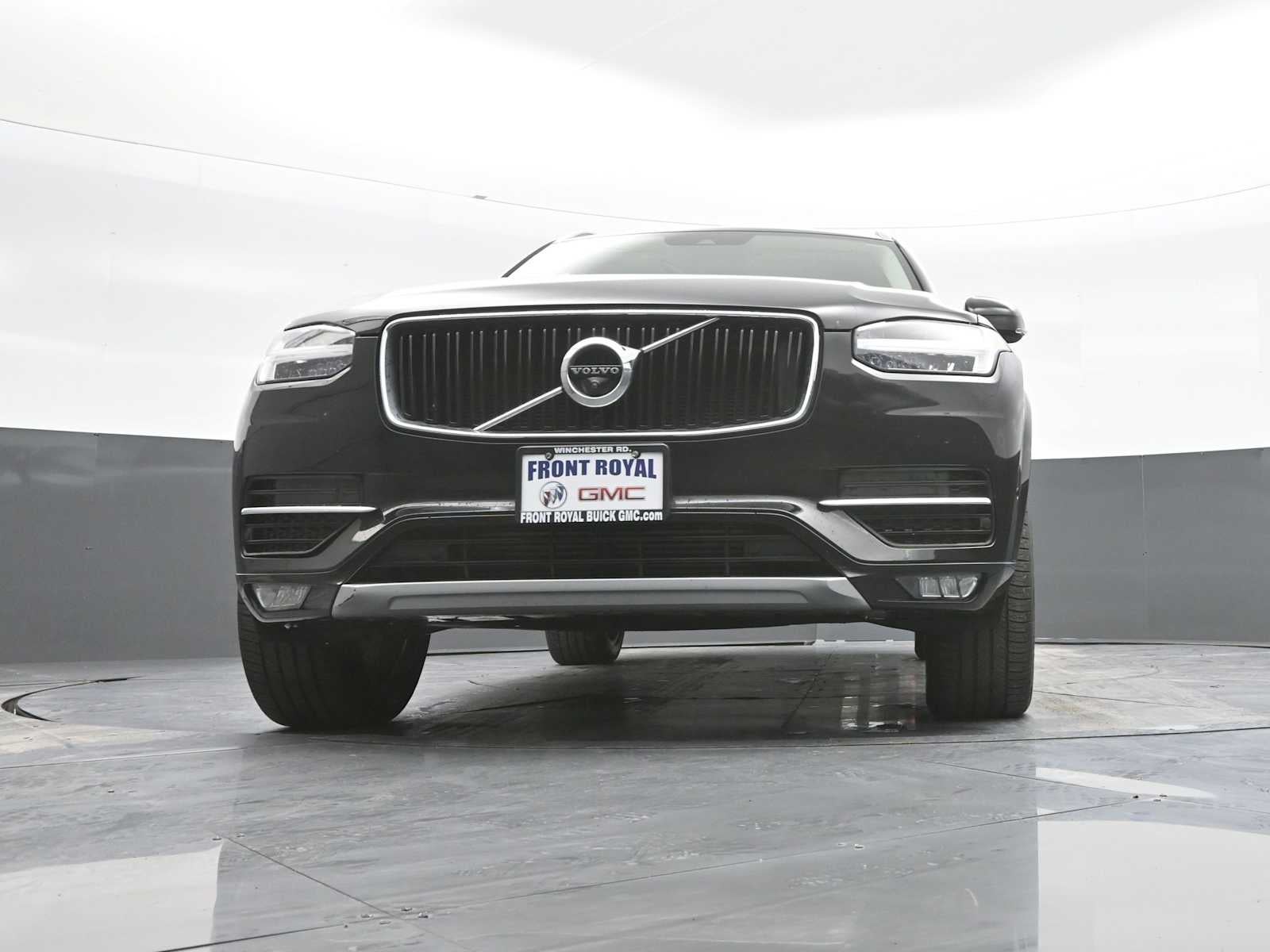 2018 Volvo XC90 Momentum