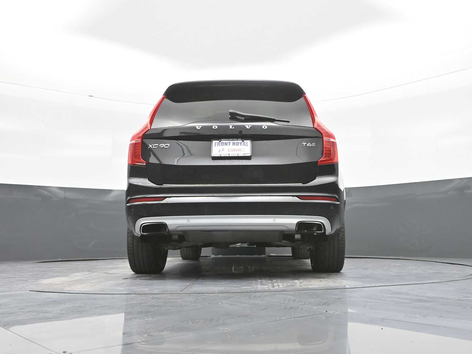 2018 Volvo XC90 Momentum