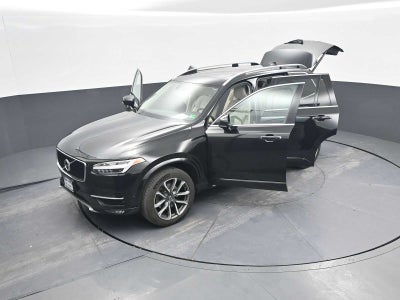 2018 Volvo XC90 Momentum