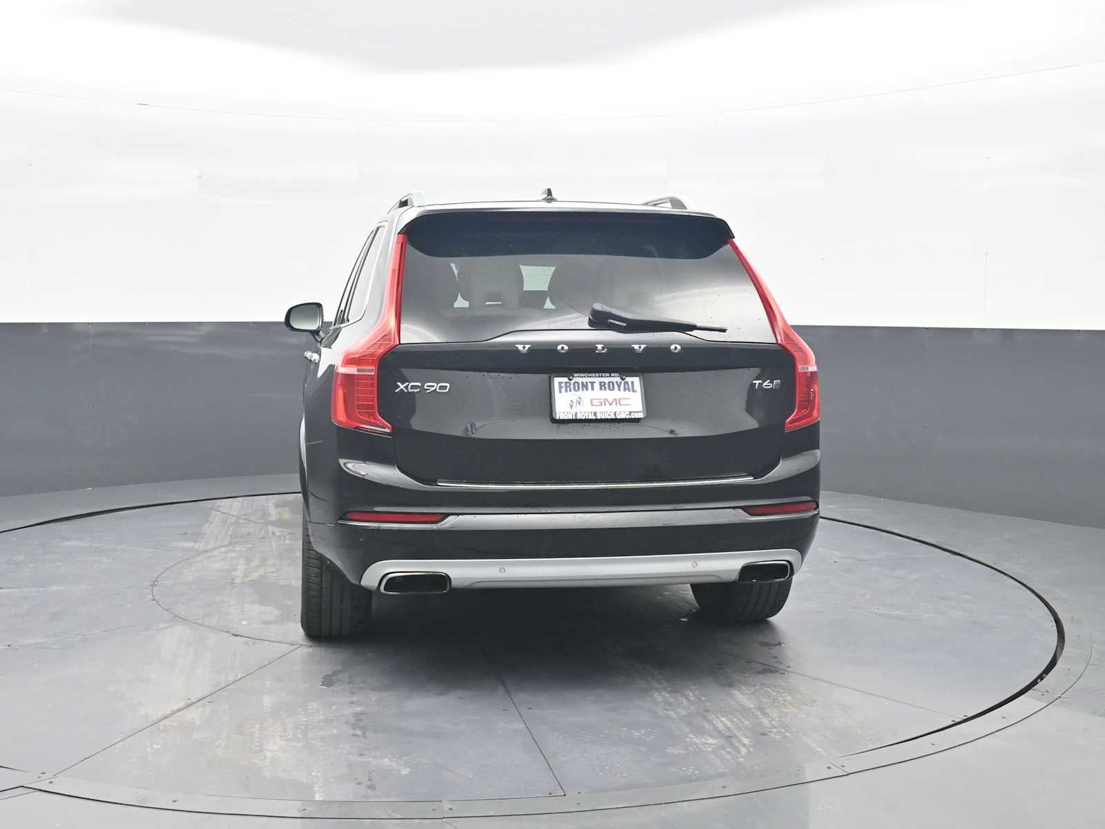 2018 Volvo XC90 Momentum