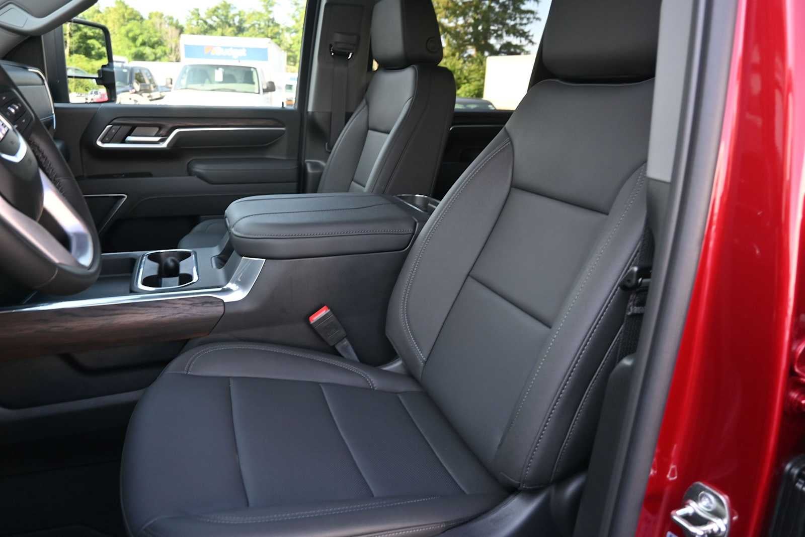 2026 GMC Sierra 3500 HD SLT DRW
