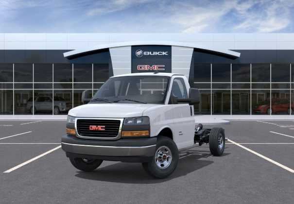2025 GMC Savana Cutaway 3500 1WT
